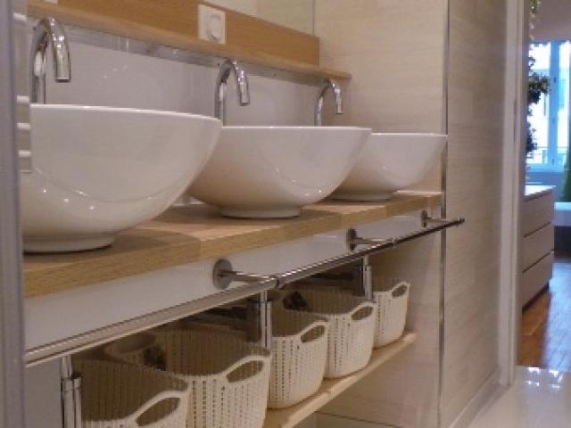 Rénovation d'une  Salle de Bain sur mesure à Corbas : Confort et Design 