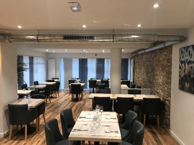  Aménagement Complet d'un Restaurant Privé, Chauffage, Ventilation sur mesure.
